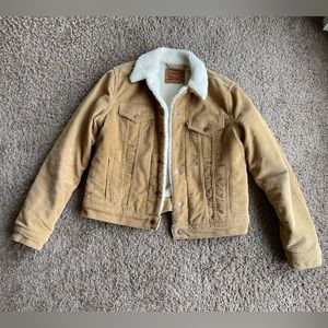 Levi’s Corduroy Jacket Sherpa Lined Tan / camel color size M women’s NWOT